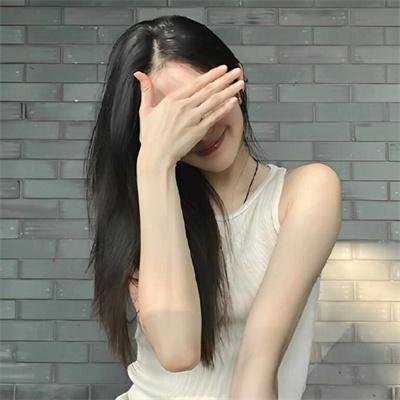 采蘑菇的夫妻